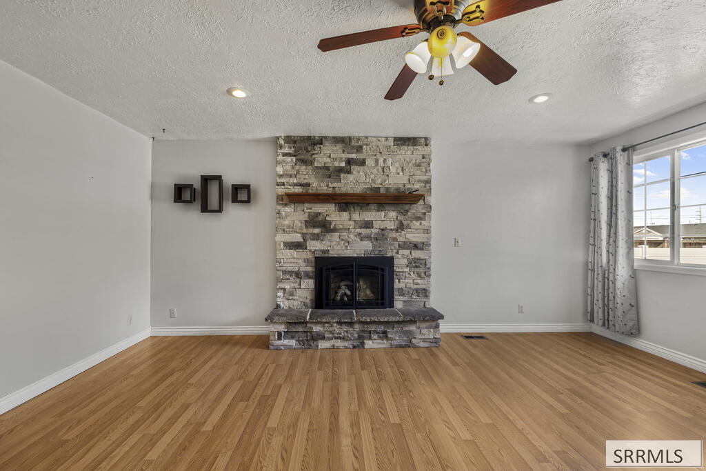 71 N 3rd W Property Photo 10