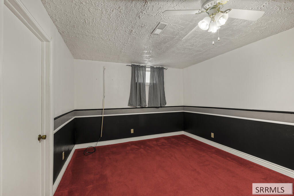 71 N 3rd W Property Photo 24