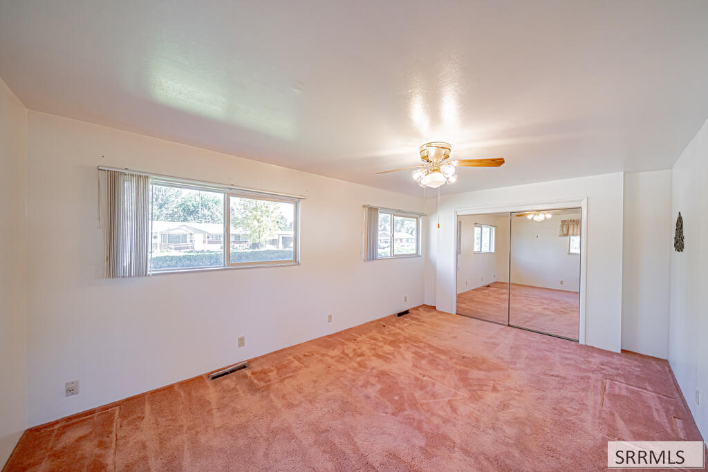 499 Valley Drive Property Photo 19