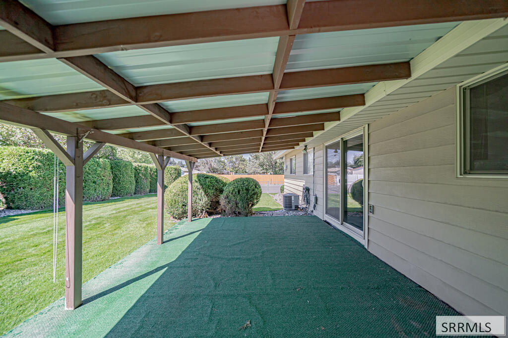 499 Valley Drive Property Photo 43