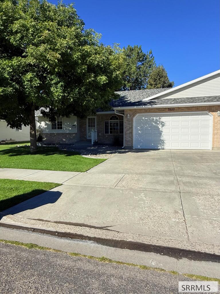 3522 Stonehaven Drive Property Photo 1