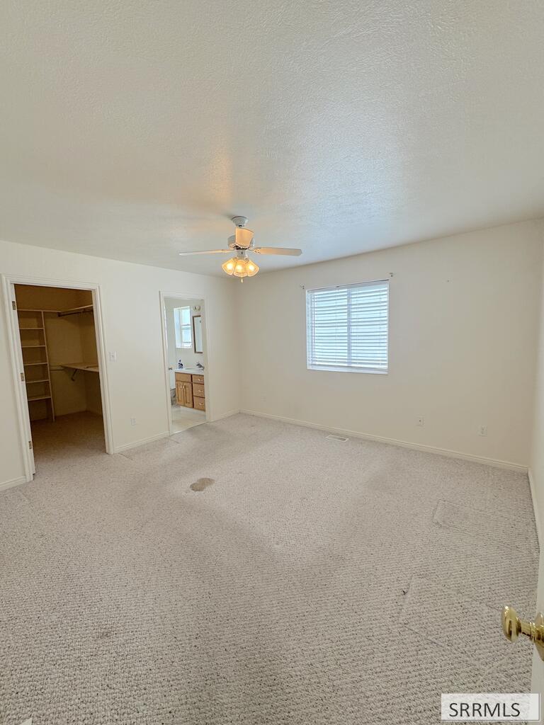 2934 E Oakhaven Circle Property Photo 13