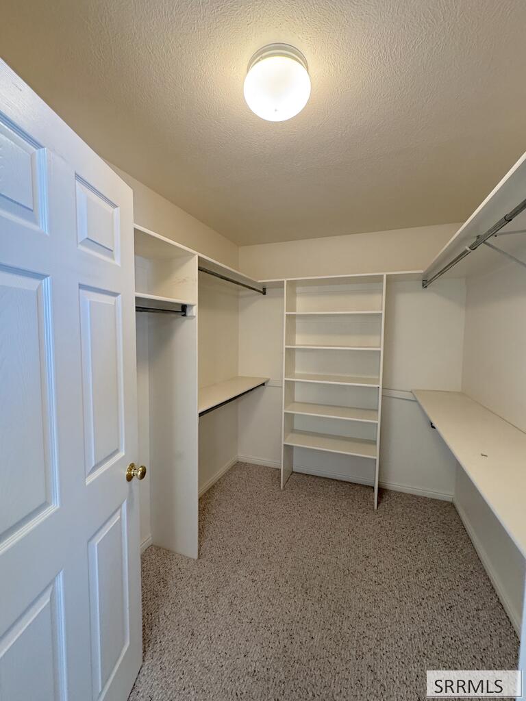 2934 E Oakhaven Circle Property Photo 14