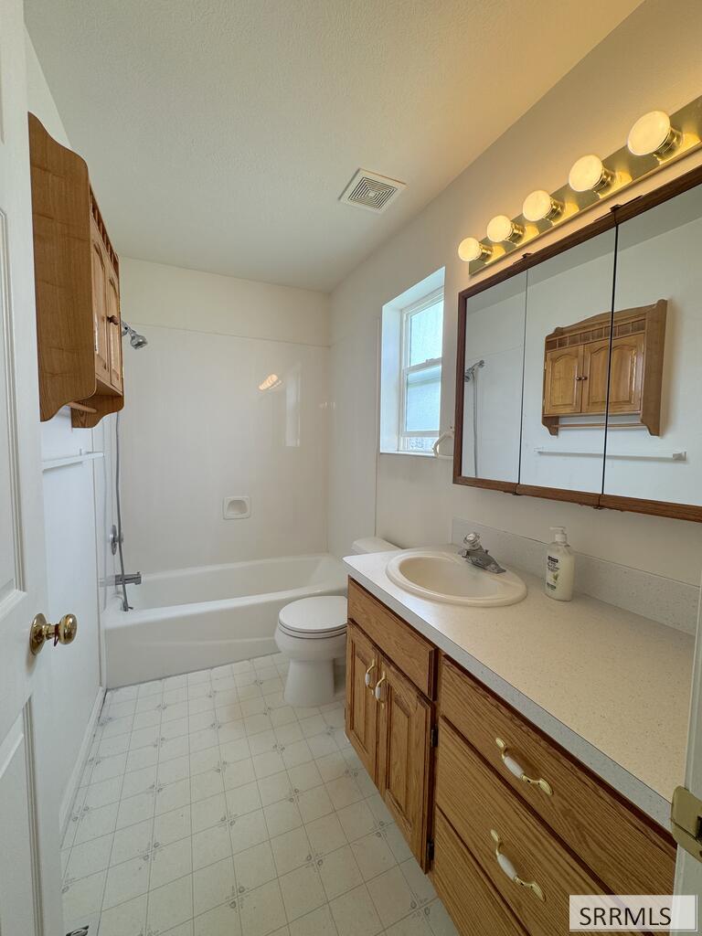 2934 E Oakhaven Circle Property Photo 15