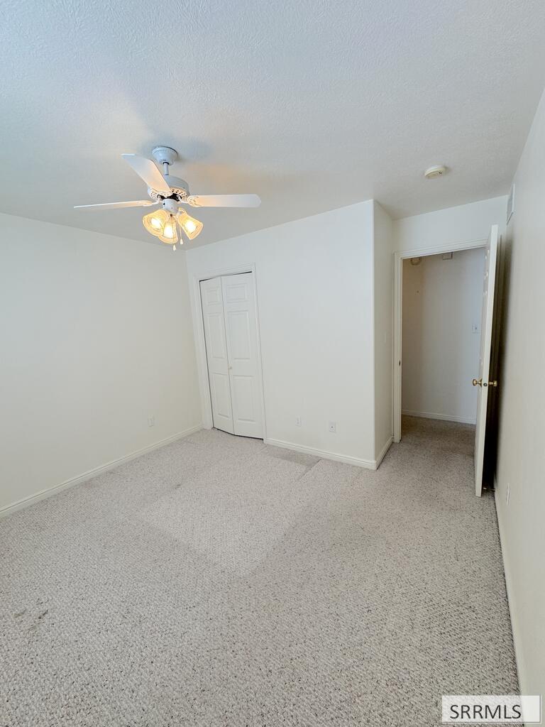 2934 E Oakhaven Circle Property Photo 18
