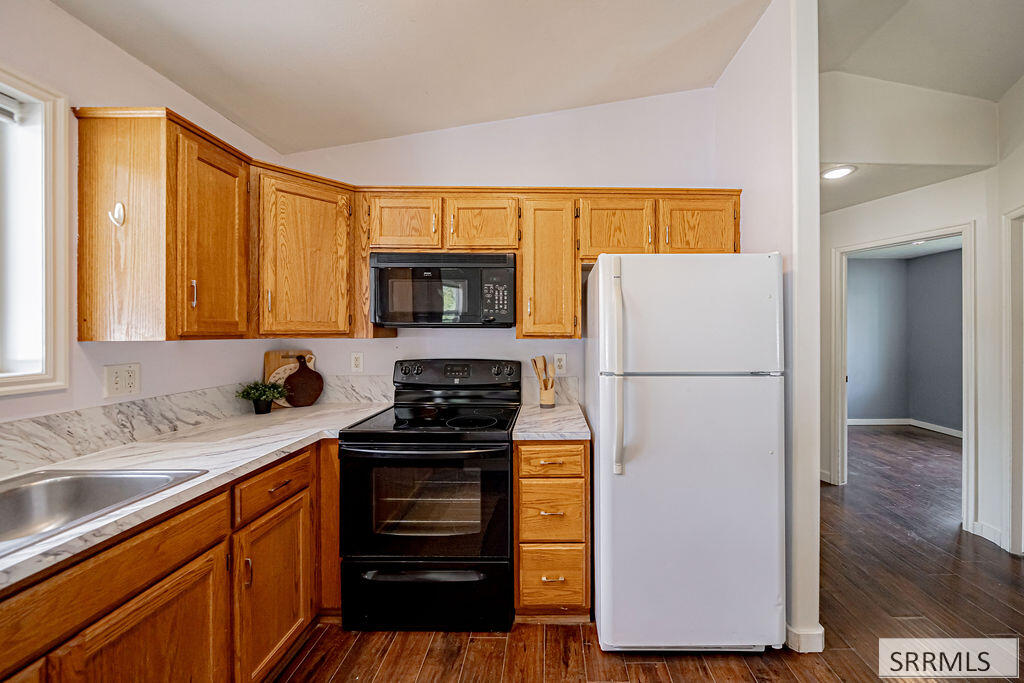 256 Susan Drive Property Photo 15