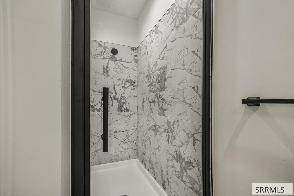 547 Abigail Lane Property Photo 15