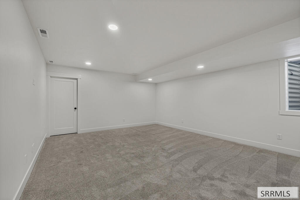 547 Abigail Lane Property Photo 23