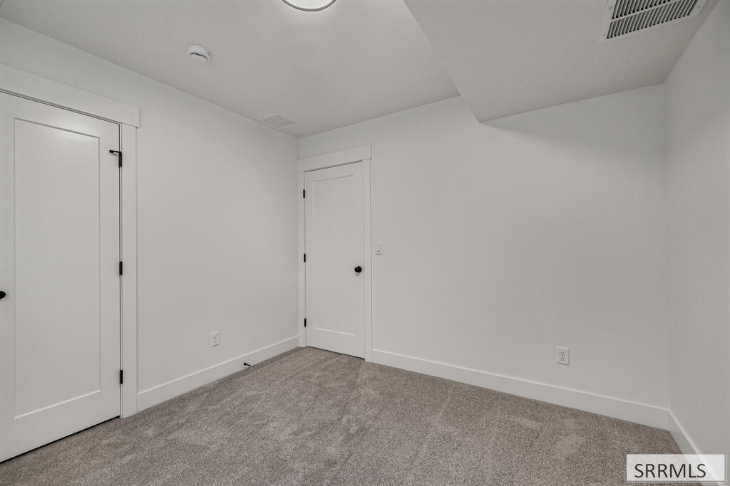 547 Abigail Lane Property Photo 25