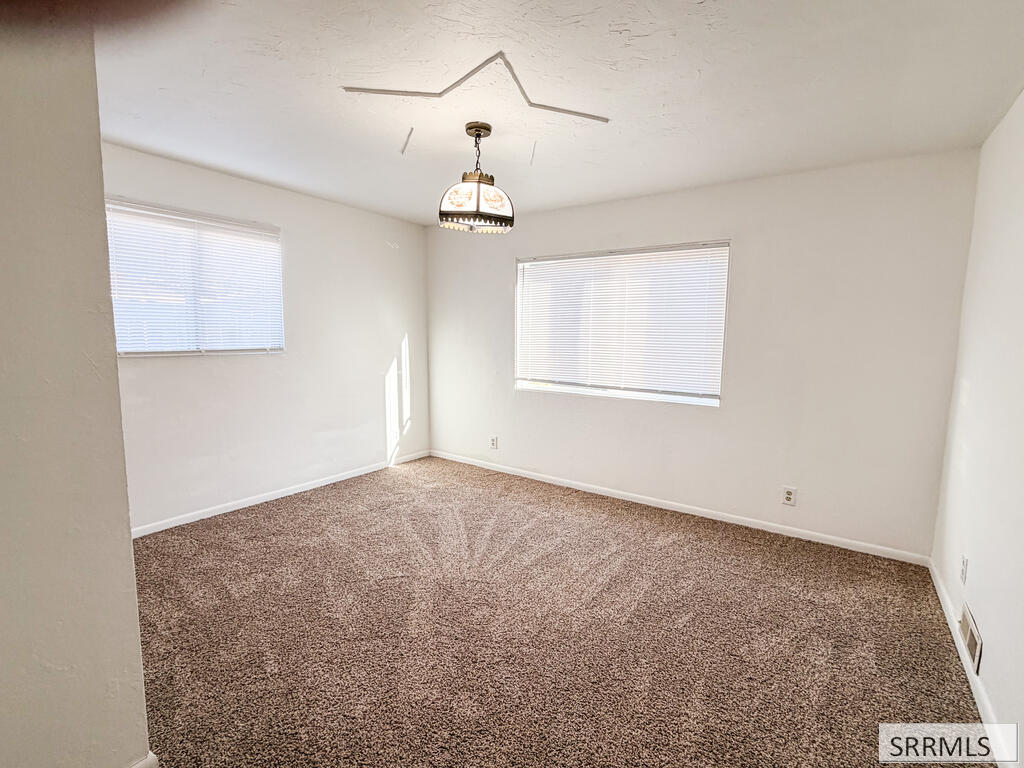 1455 Clark Drive Property Photo 17