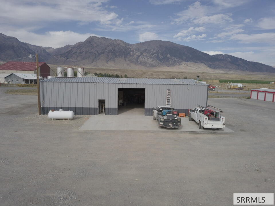 108 E Custer Street Property Photo 29