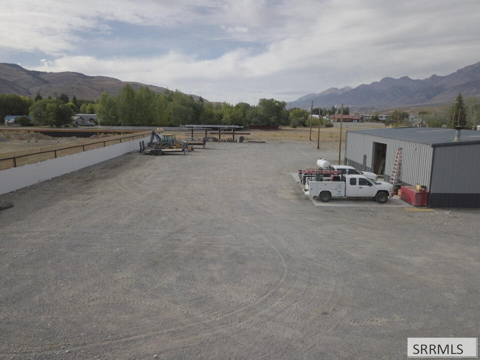108 E Custer Street Property Photo 30