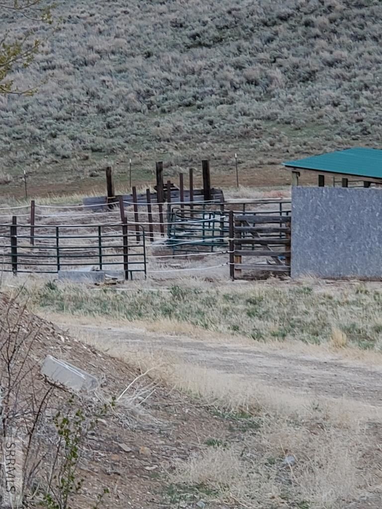 1981 Blizzard Mountain Road Property Photo 6
