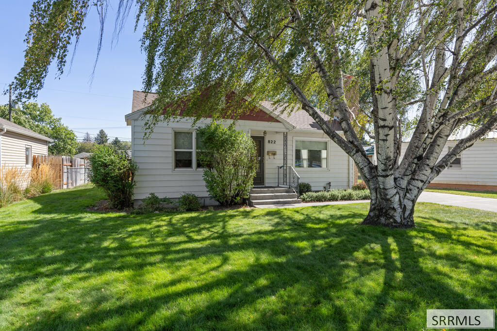 822 Crestmont Avenue Property Photo 3