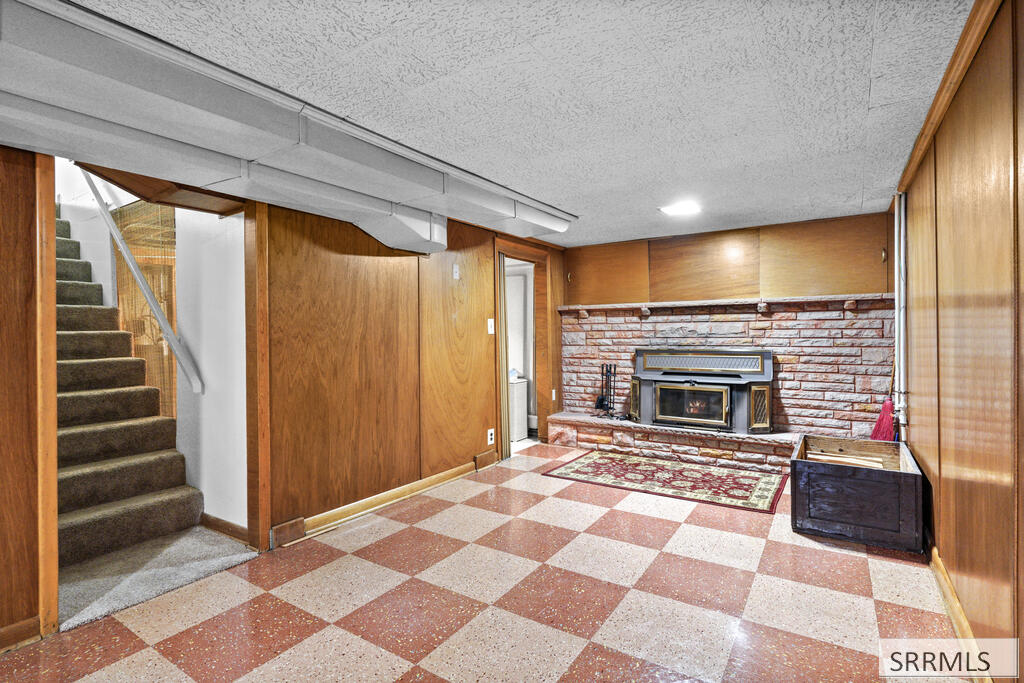 822 Crestmont Avenue Property Photo 24