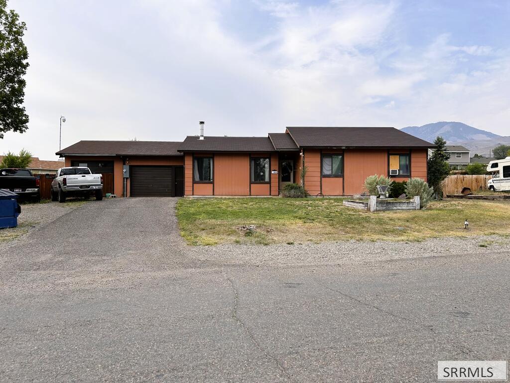 1010 S 11th Street Property Photo 4