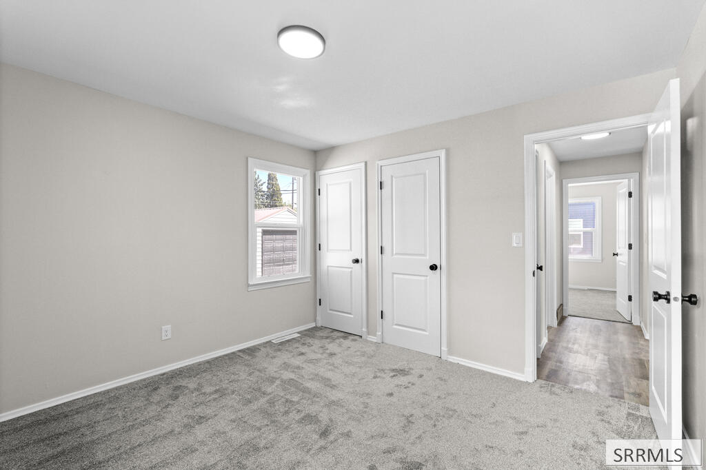 252 W 16th Street Property Photo 19