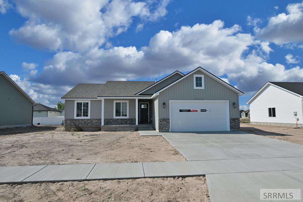 3062 Elixir Road Property Photo 1