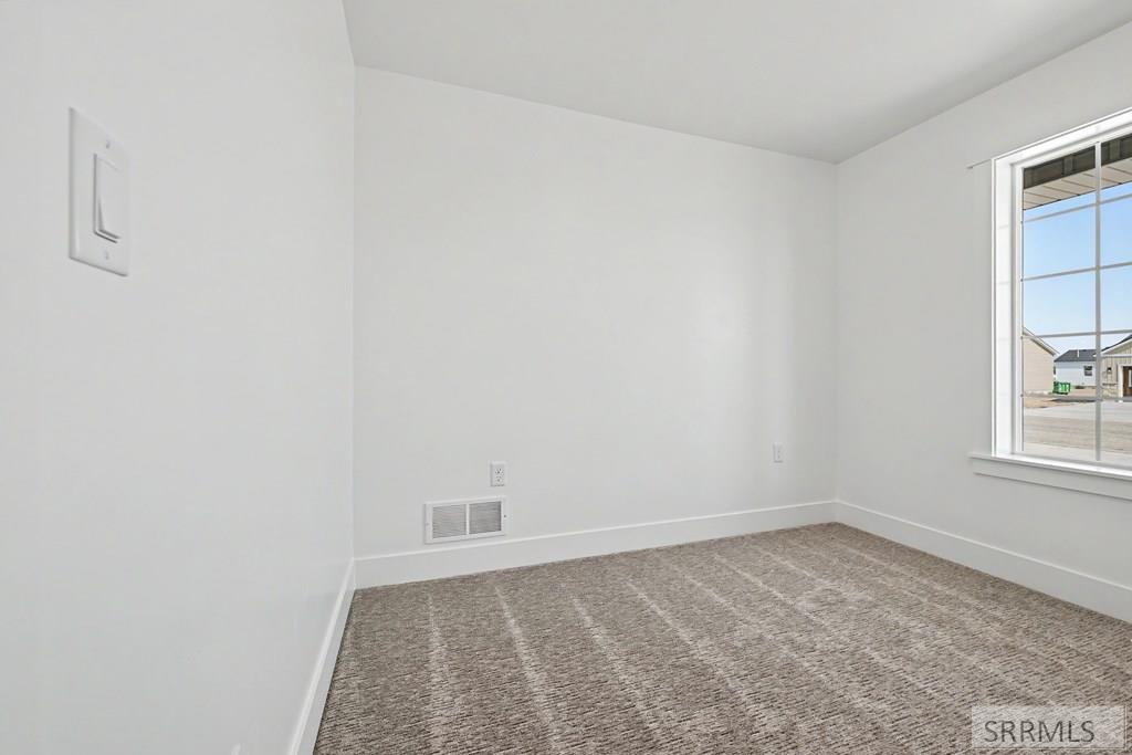 3062 Elixir Road Property Photo 9