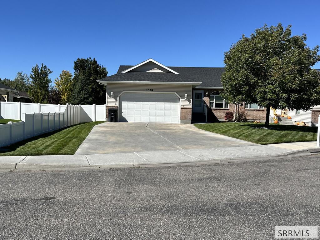 1028 S Ashland Drive Property Photo 1