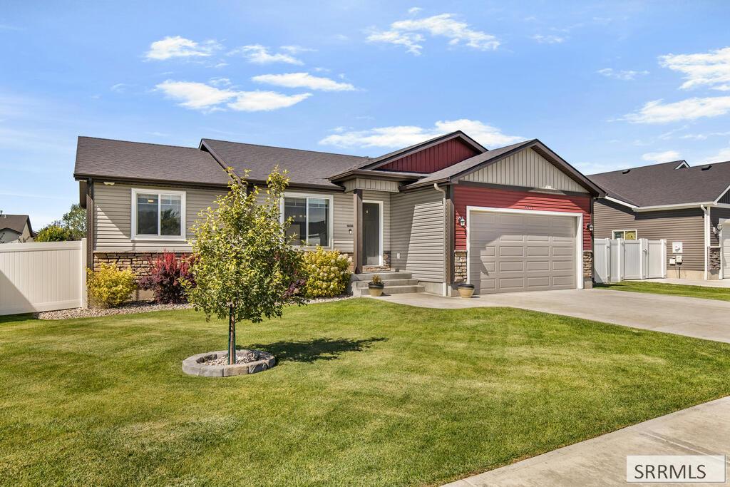 3976 S Hazen Drive Property Photo 1