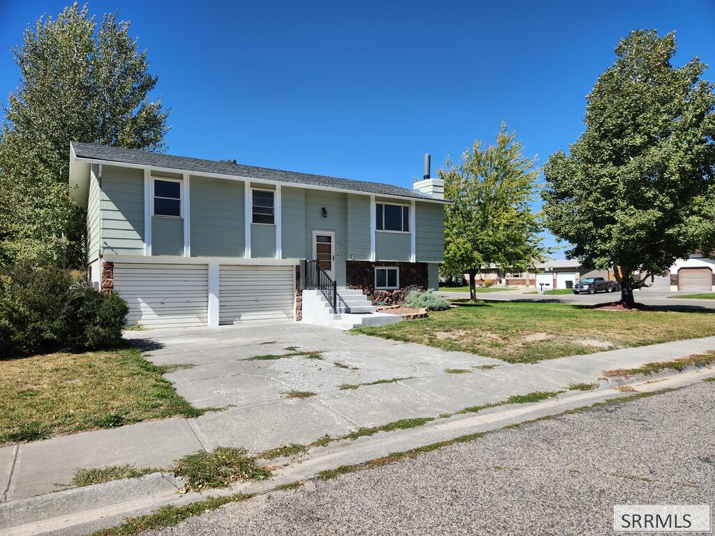 891 Buckboard Lane Property Photo 1