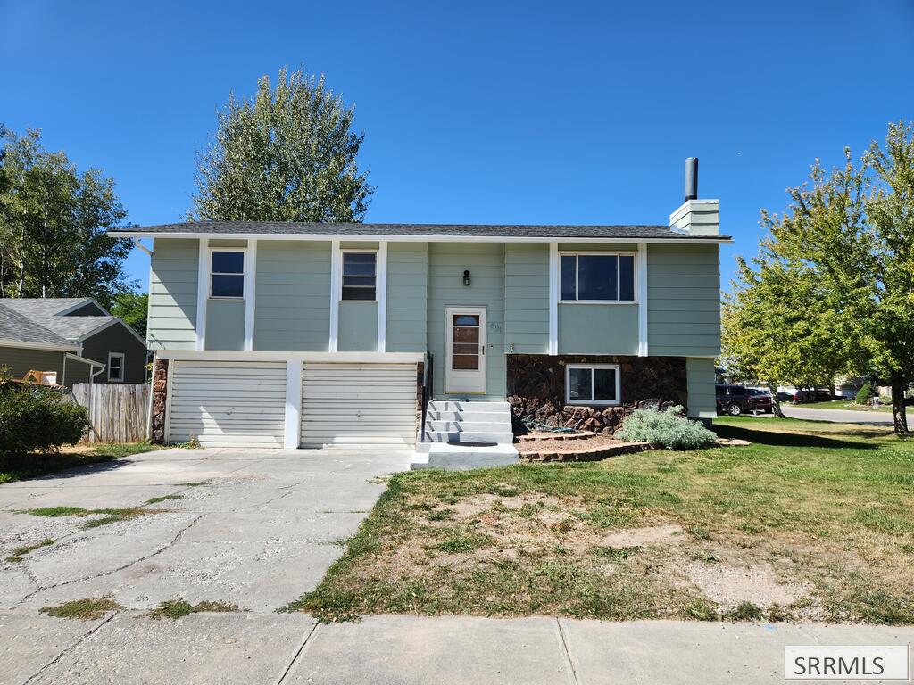 891 Buckboard Lane Property Photo 2