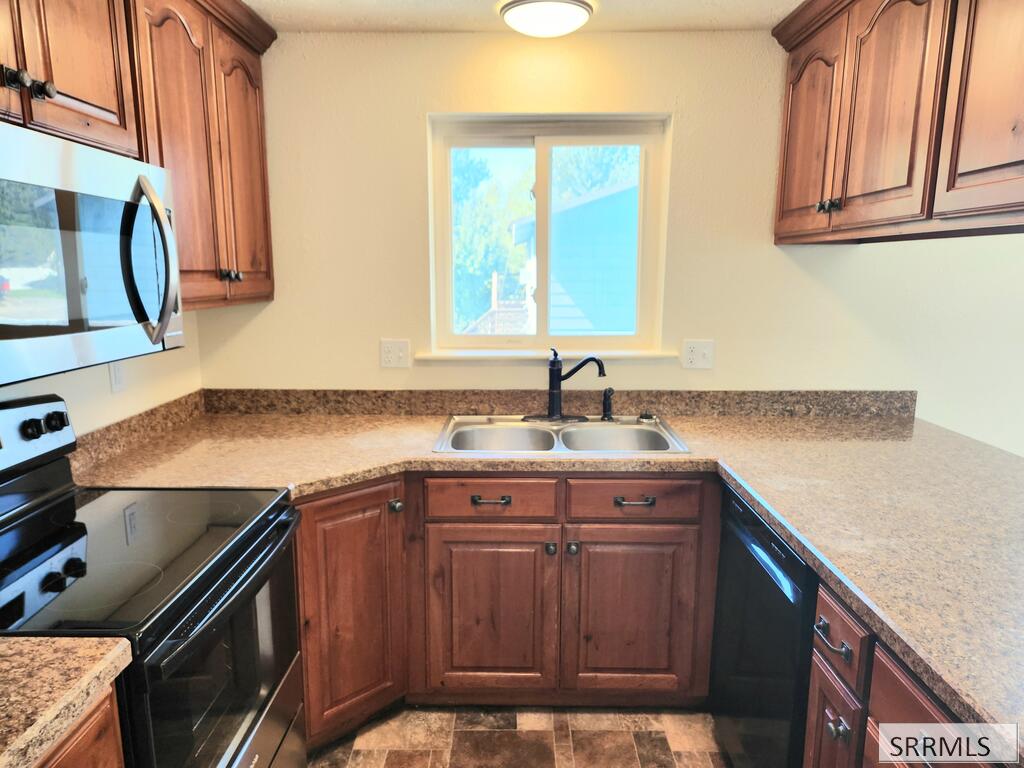891 Buckboard Lane Property Photo 12