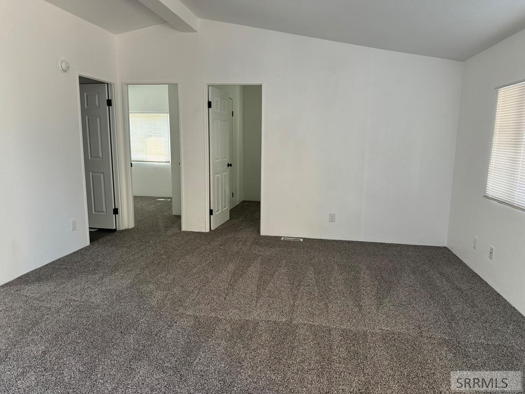 194/196 W Center Street Property Photo 24