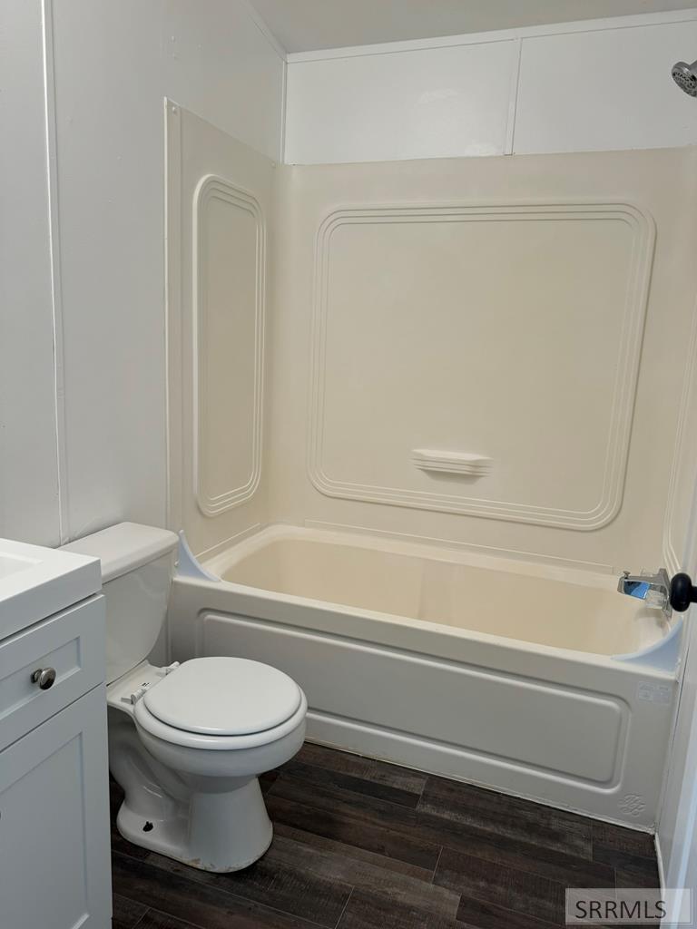194/196 W Center Street Property Photo 28