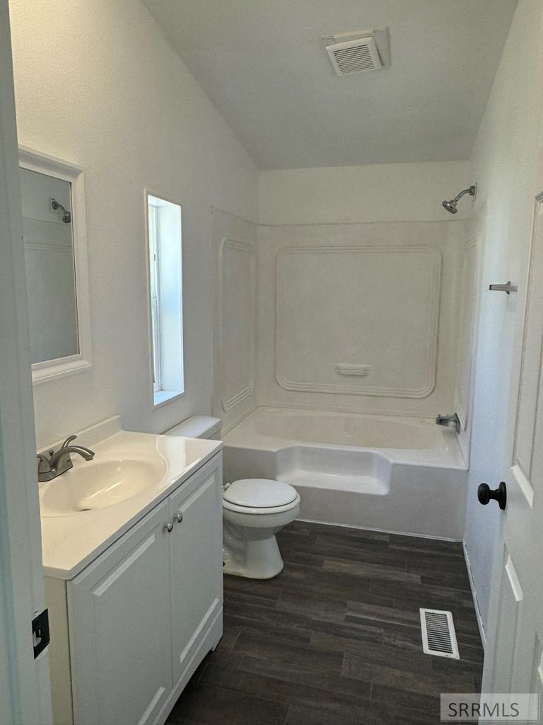 194/196 W Center Street Property Photo 34