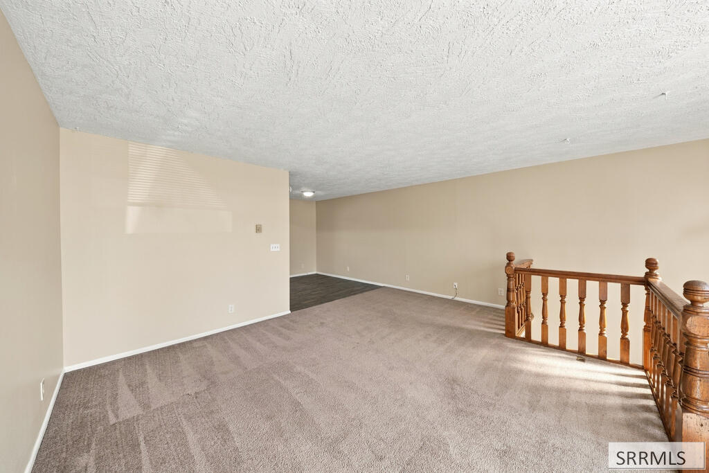 601 John Adams Court # 5 Property Photo 4