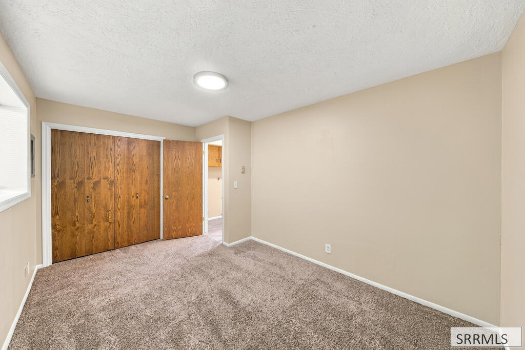 601 John Adams Court # 5 Property Photo 20