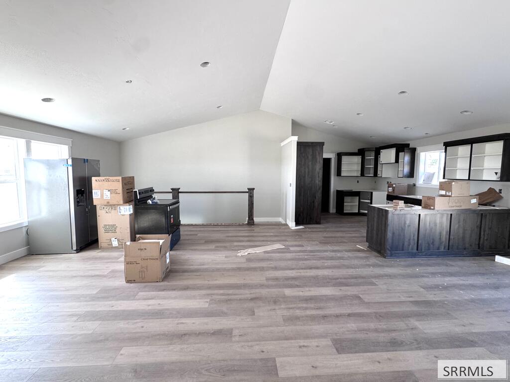 4049 E 146 N Property Photo 5