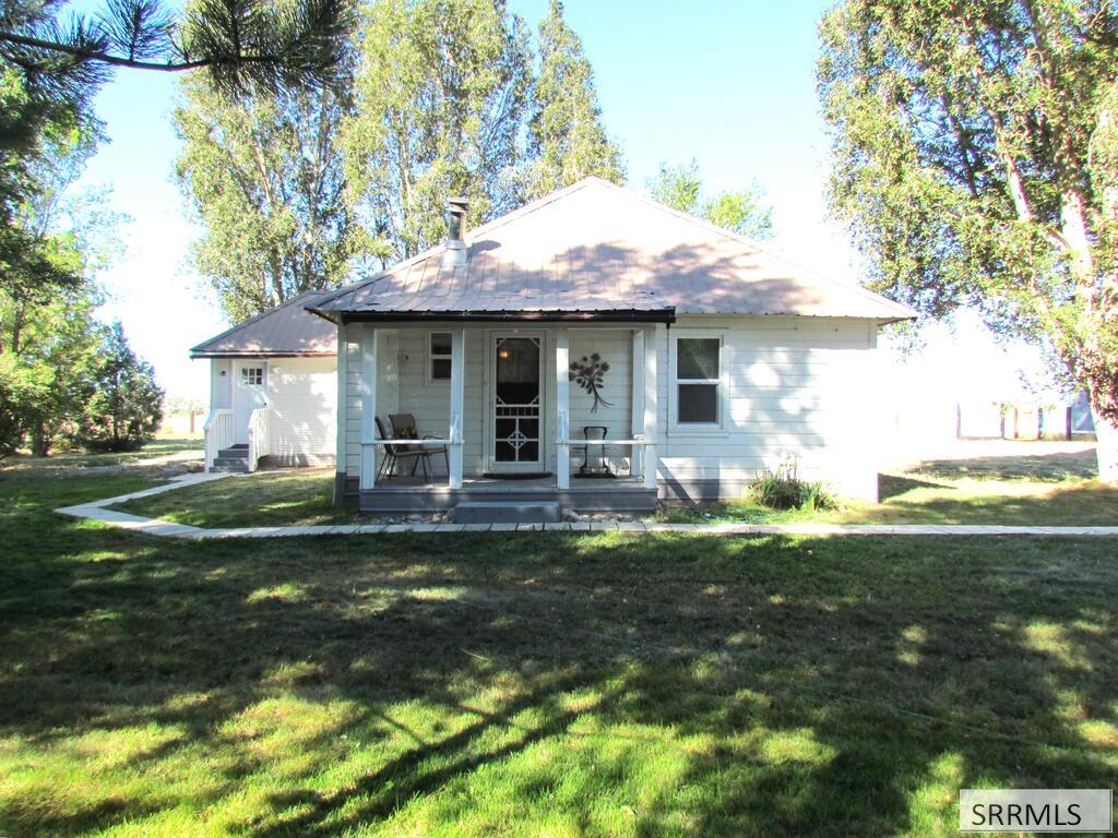 960 S 2200 W Property Photo 1