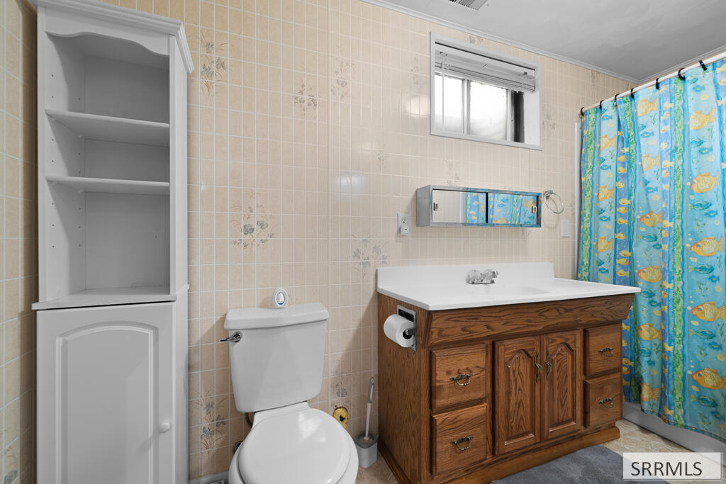 682 E 1100 N Property Photo 36
