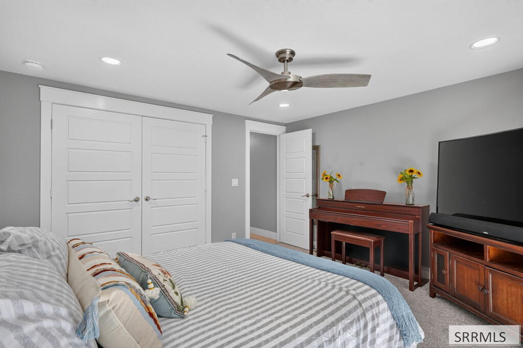 23 Cedar Hills Drive Property Photo 21