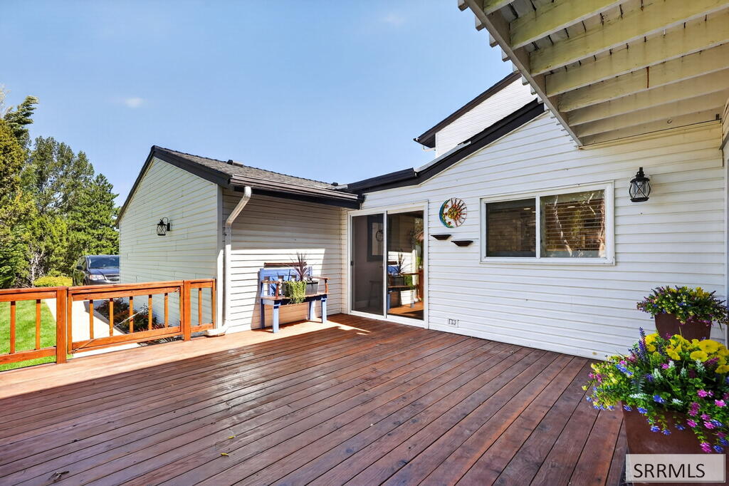 23 Cedar Hills Drive Property Photo 30