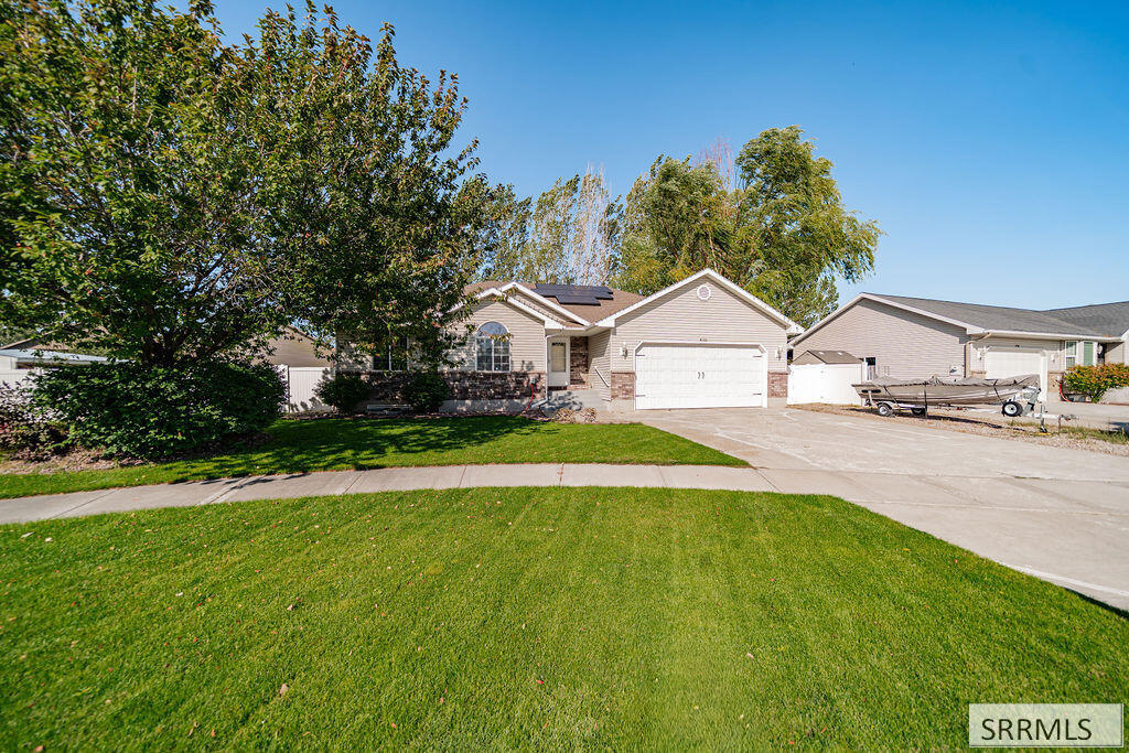 4152 E Rulon Circle Property Photo 4