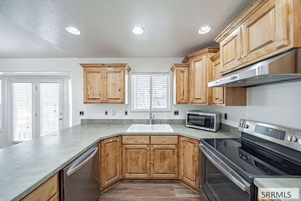 4152 E Rulon Circle Property Photo 18