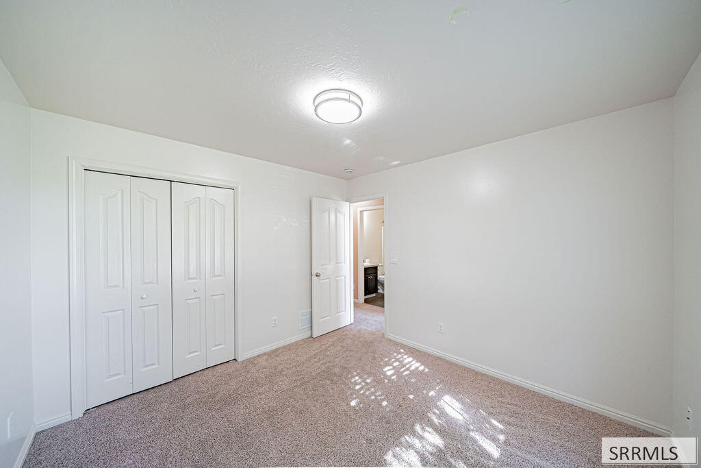 4152 E Rulon Circle Property Photo 37