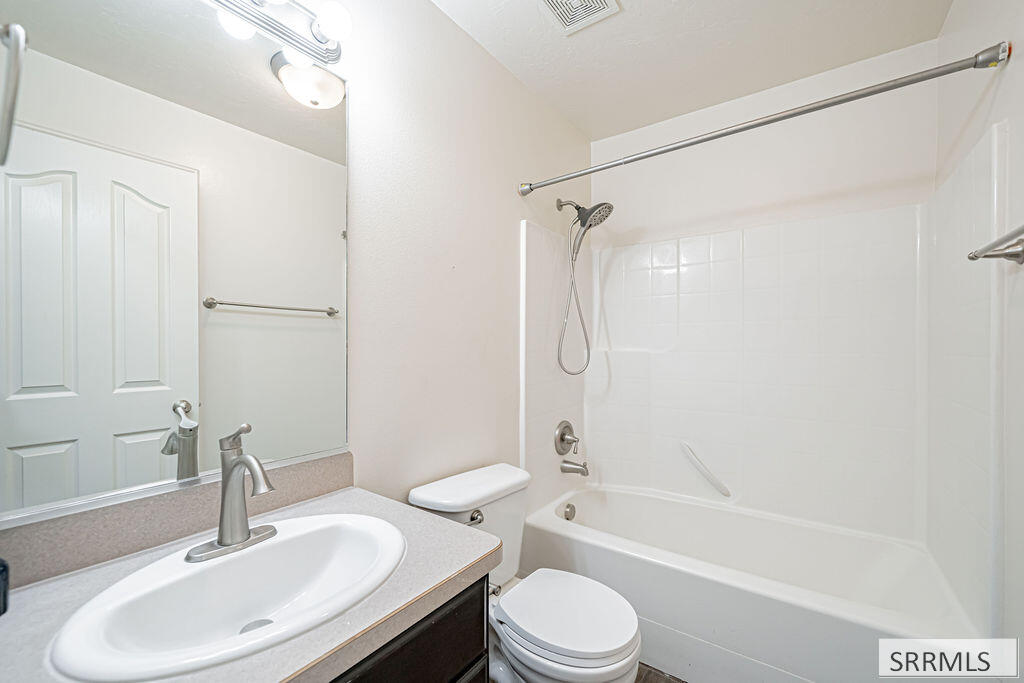 4152 E Rulon Circle Property Photo 38