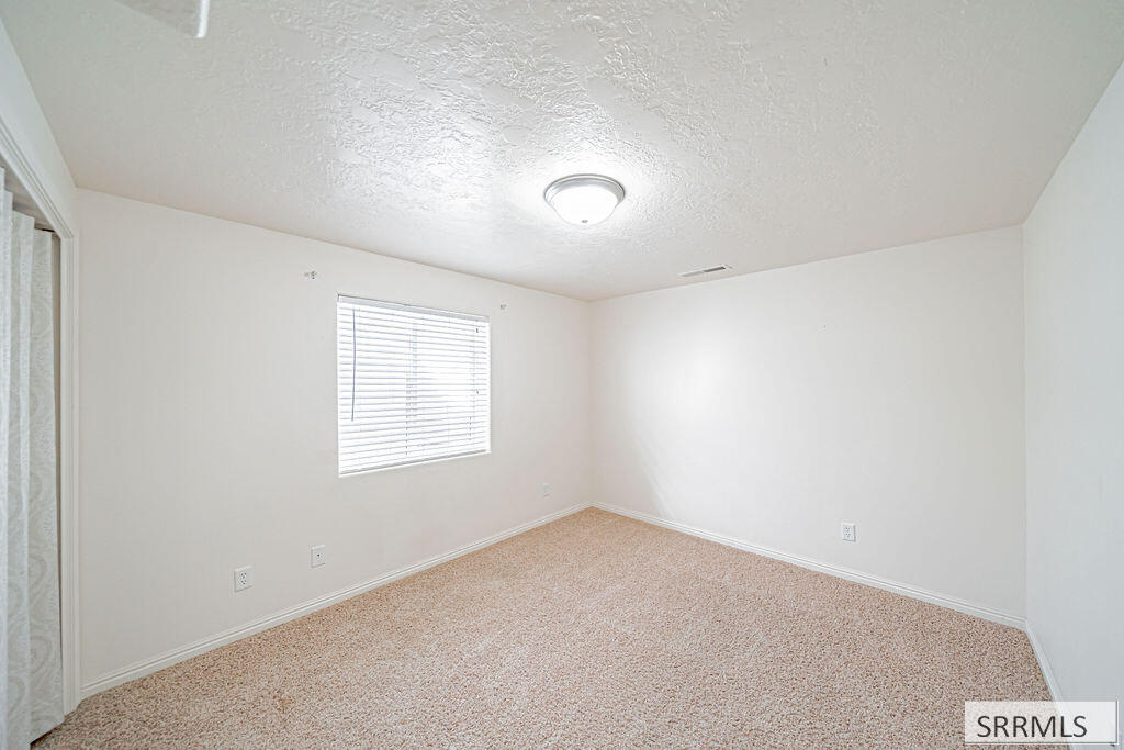 4152 E Rulon Circle Property Photo 47