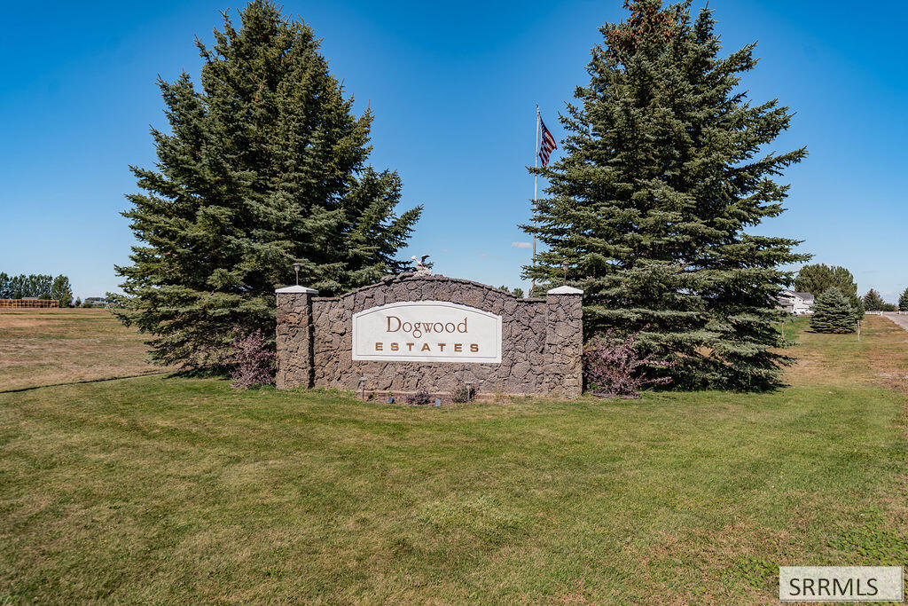 L9 B3 3067 E Property Photo 20
