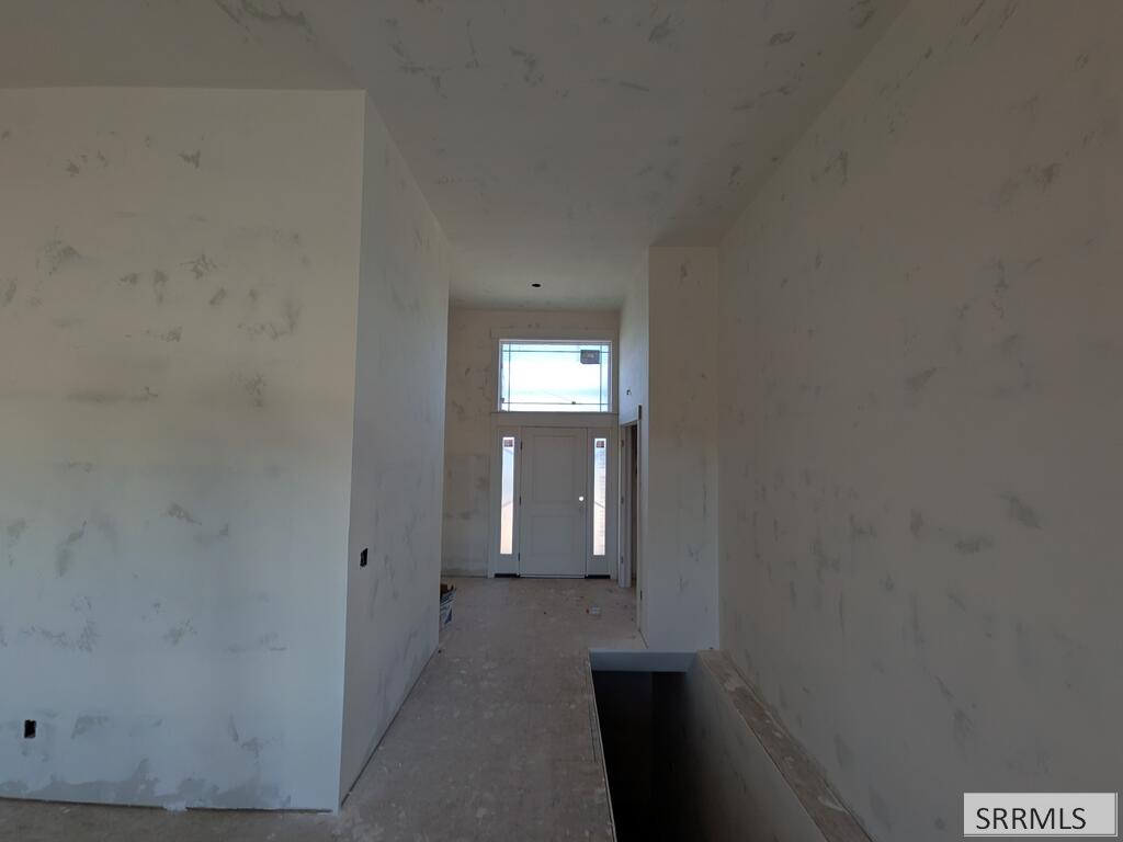 3877 E Walnut Way Property Photo 2
