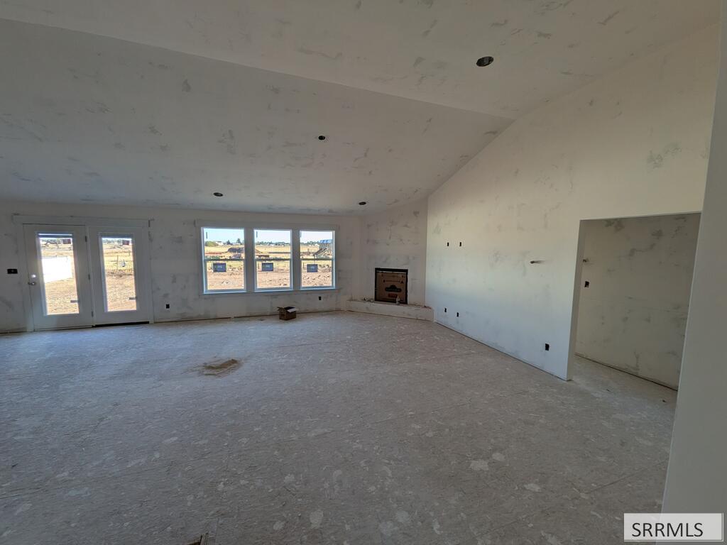 3877 E Walnut Way Property Photo 3