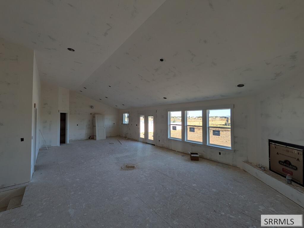 3877 E Walnut Way Property Photo 4