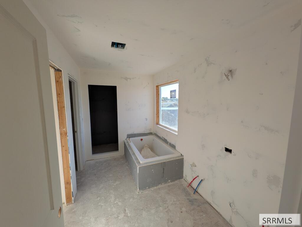 181 N 3785 East Property Photo 8