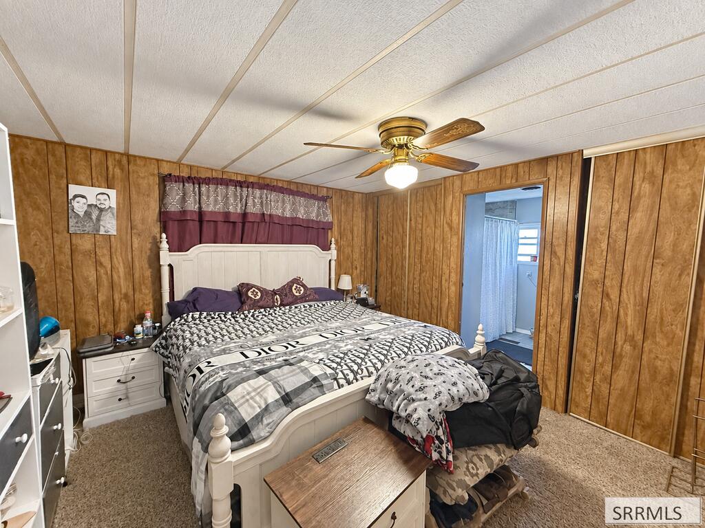 2863 E 664 N Property Photo 5