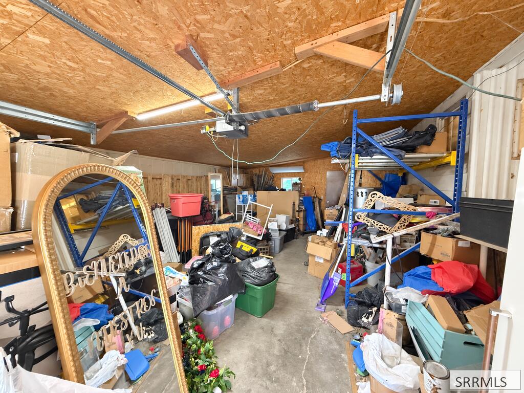 2863 E 664 N Property Photo 16
